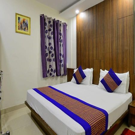 Hotel International Neelam Near New Delhi Railway Station Exterior photo