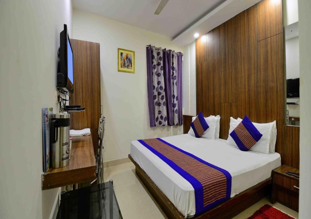 Hotel International Neelam Near New Delhi Railway Station Exterior photo