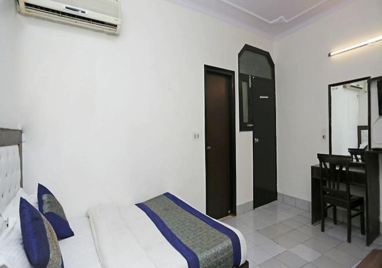 Hotel International Neelam Near New Delhi Railway Station Exterior photo